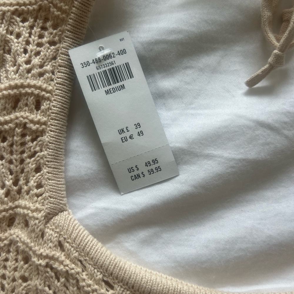 Hollister Crochet Knit Crop Top; Light Beige - Picture 3 of 3